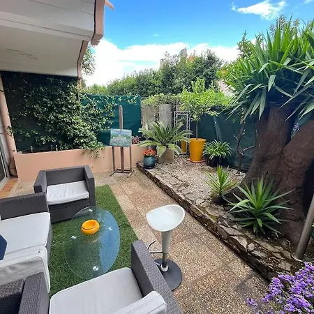 Avec Vue Foret * Saint-Tropez